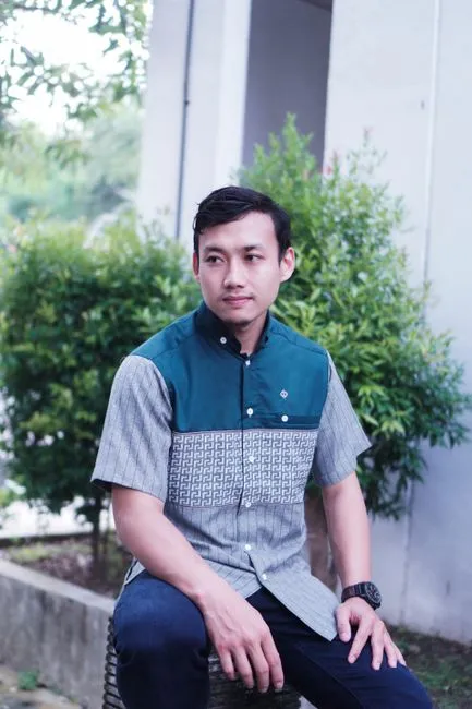 Kemeja Batik Kombinasi Polos