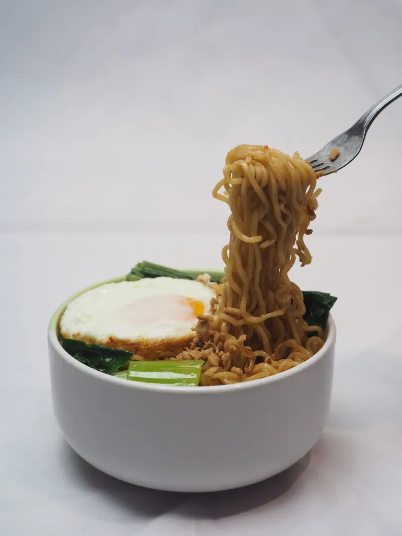 Mie Kuah Telur