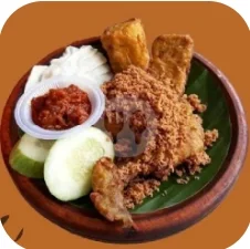 Nasi ayam serundeng