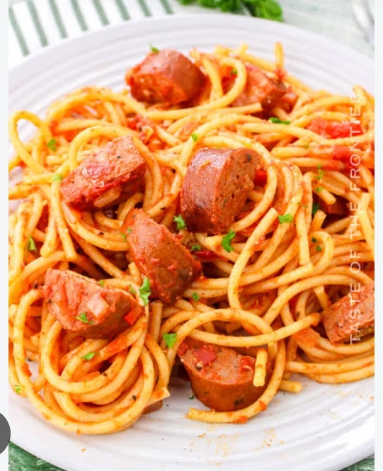 Spaghetti sosis
