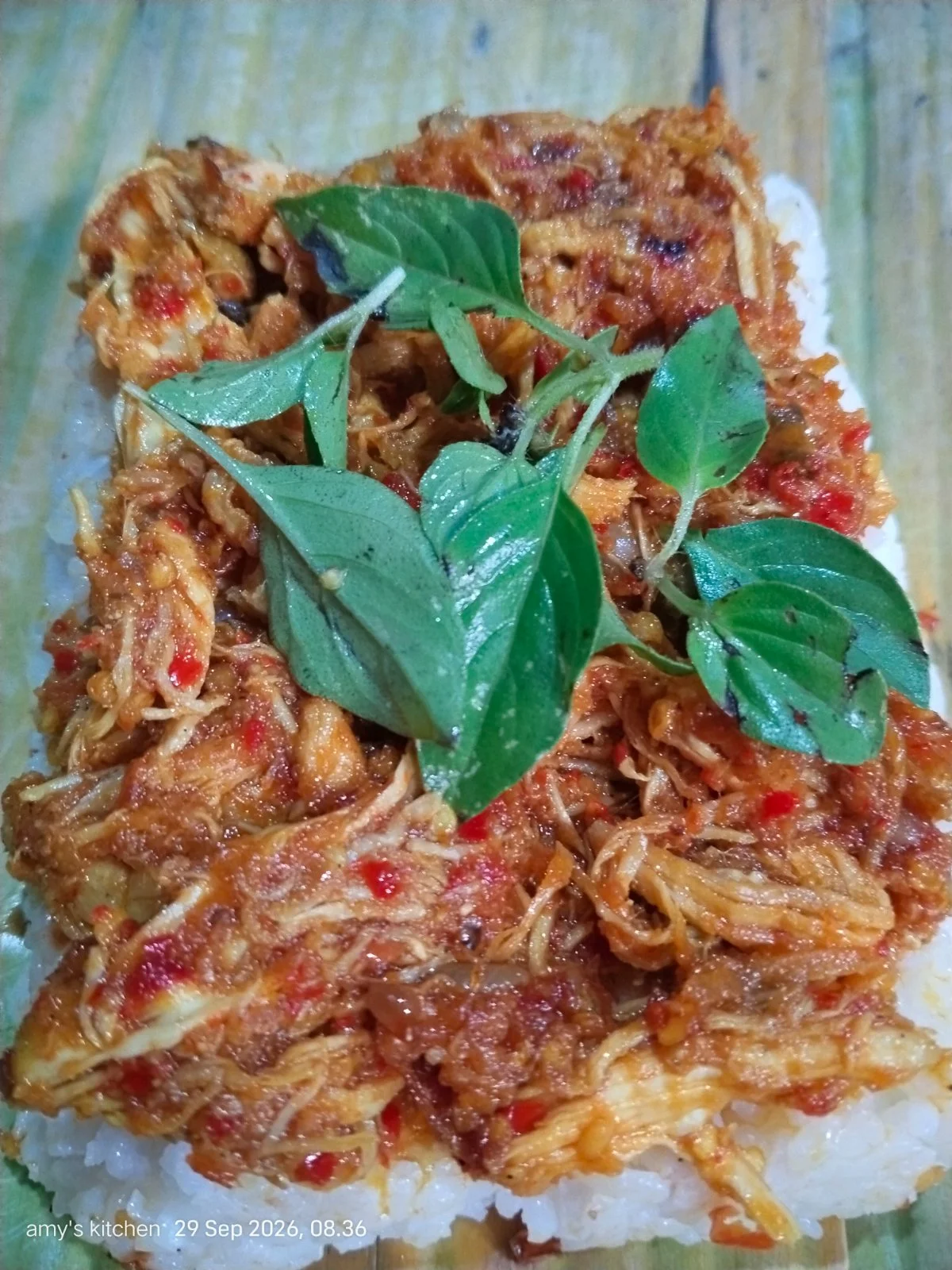 Nasi bakar ayam suwir kemangi