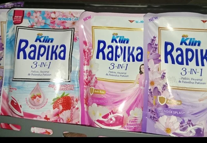 Pewangi setrika rapika , 3sachet