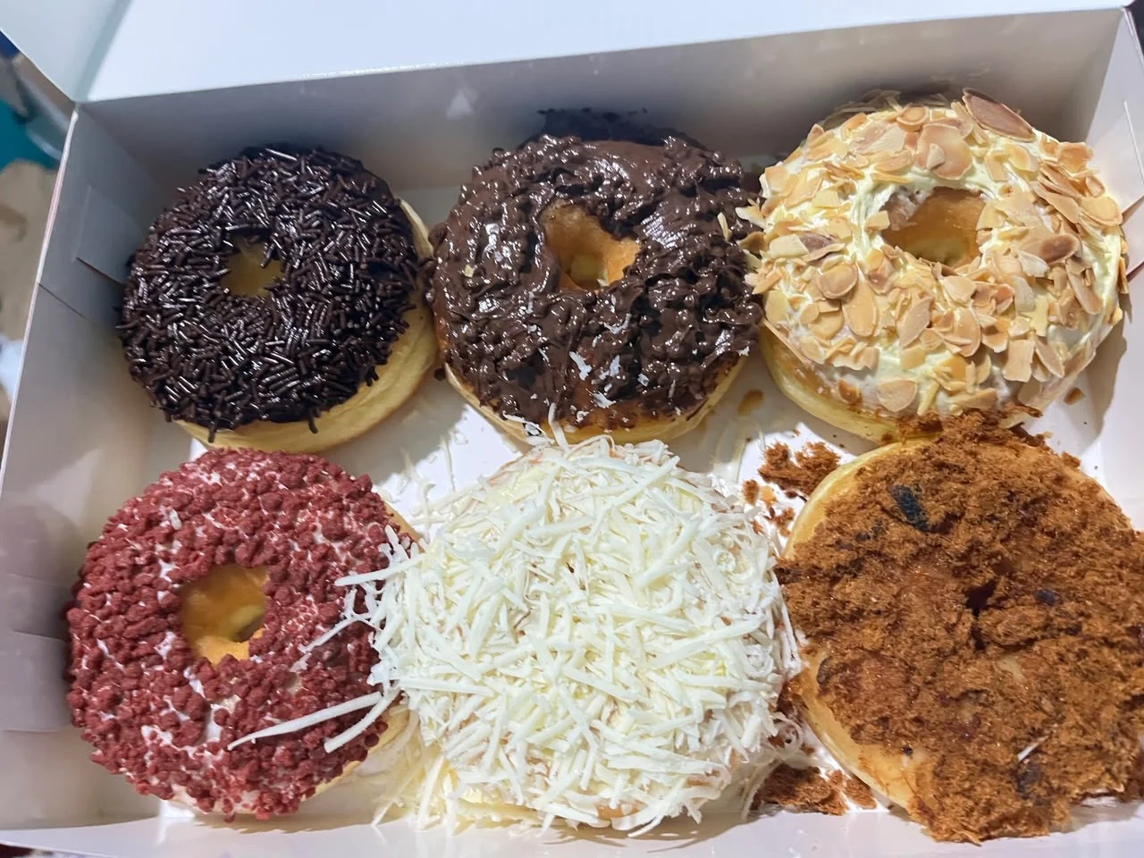 Madona Donuts