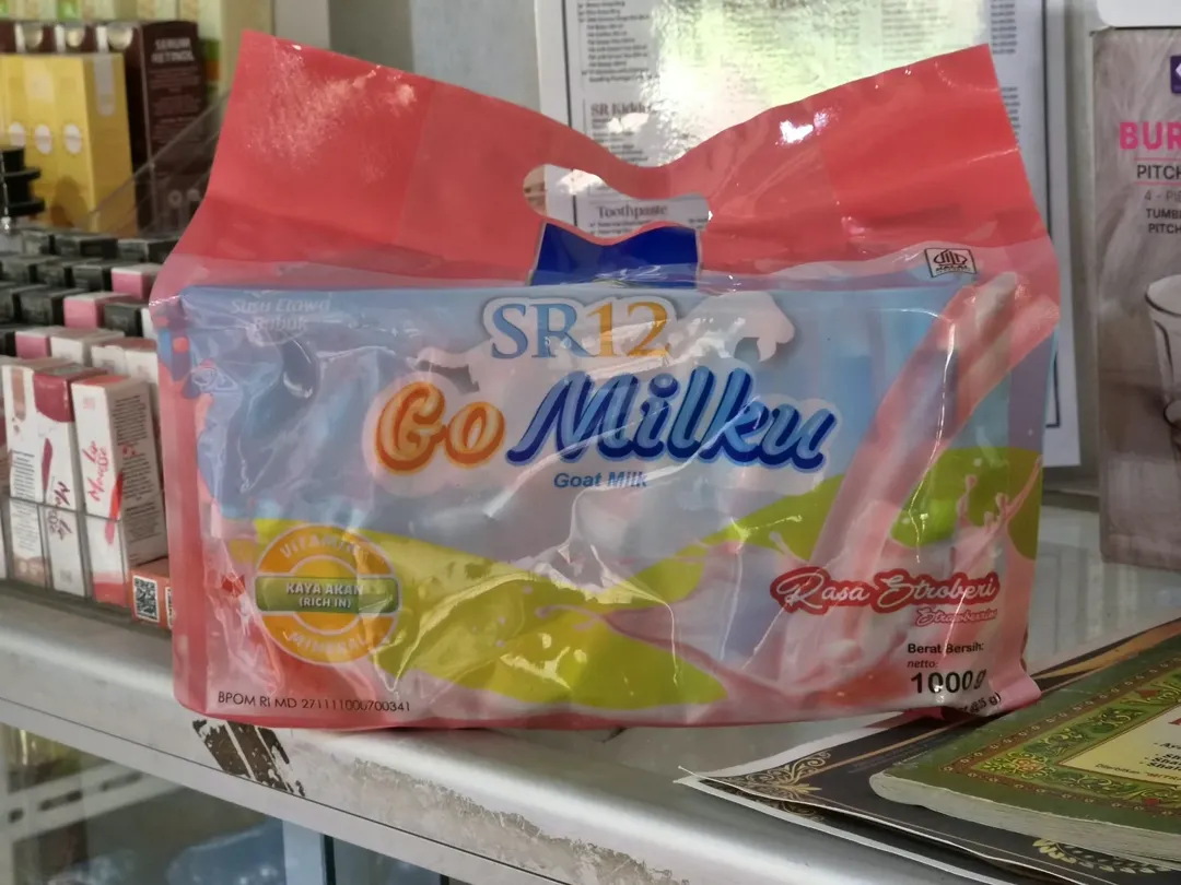 Gomilku Strawberry 1 kg (40 Sachet)